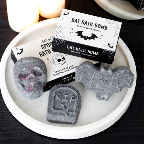 Set of 2 Spooky Aniseed, Fennel & Orange Bath Bombs - Image 5