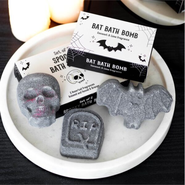 Bat Shaped Coconut & Lime Bath Bomb - Image 5