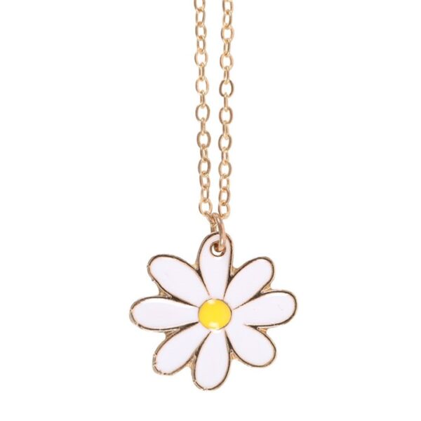 Daisy Pendant Necklace - Image 2