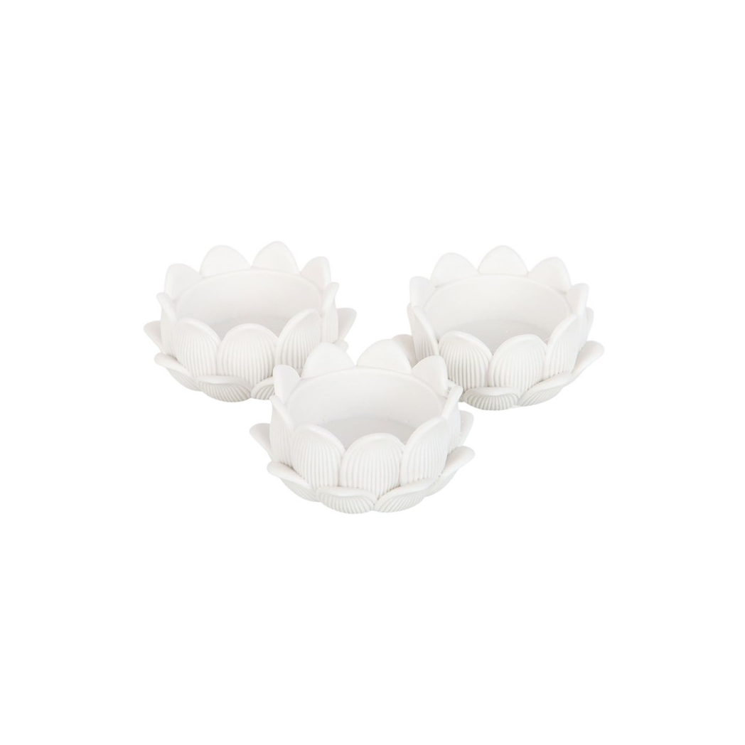 Set of 3 White Lotus Flower Tealight Holders - Image 3